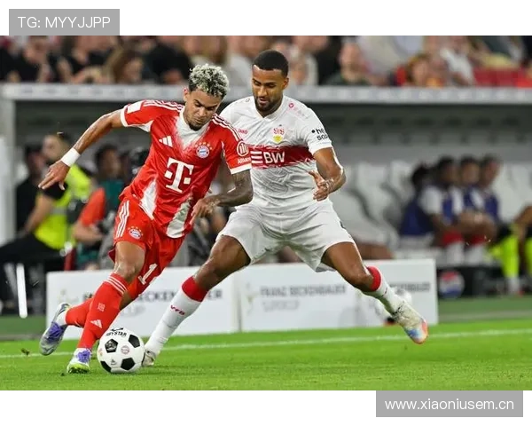 拜仁进攻过度依赖凯恩，体系简化问题逐步反映在比赛表现中