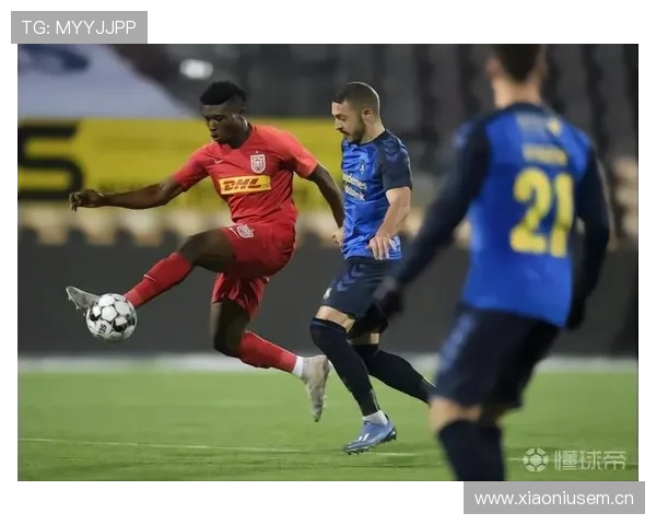 库杜斯：从北西兰新星到阿贾克斯王牌的生涯阶段解析