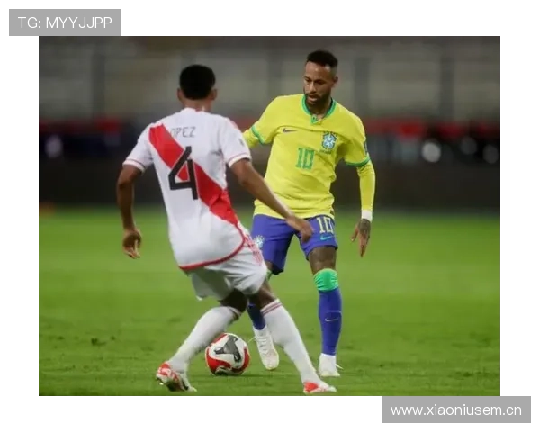 看到内马尔在路边摊嗦面条，手腕那块表比我家房子贵，笑抽